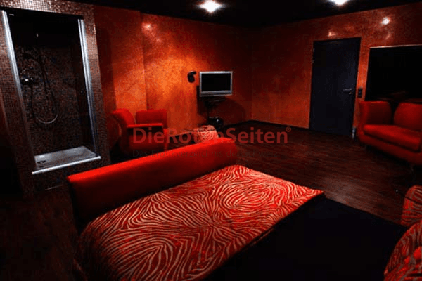 Club Rouge