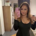 Mia Cologne1
