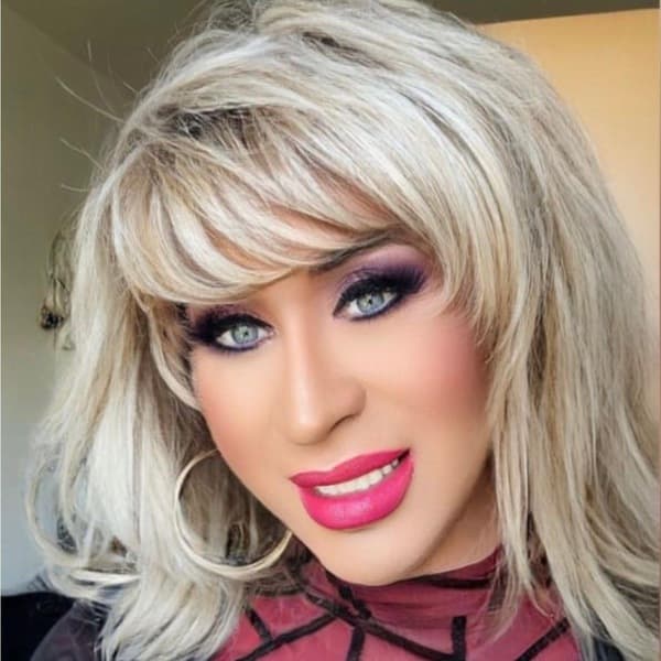 German trans Roxy multi-talent