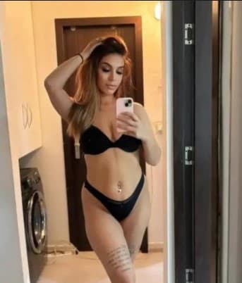 Bella hot