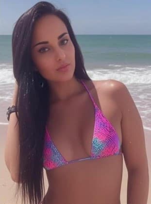 incall outcall hot party girl in town real pic