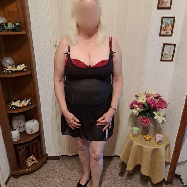 Sabrina - experienced seduction Leipzig
